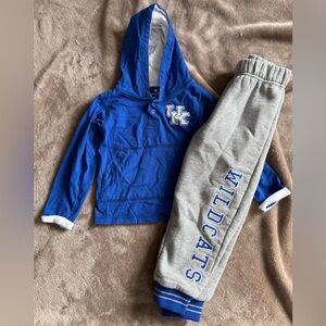 Kids Colosseum Blue Hoodie and Gray UK Wildcats Joggers Set
